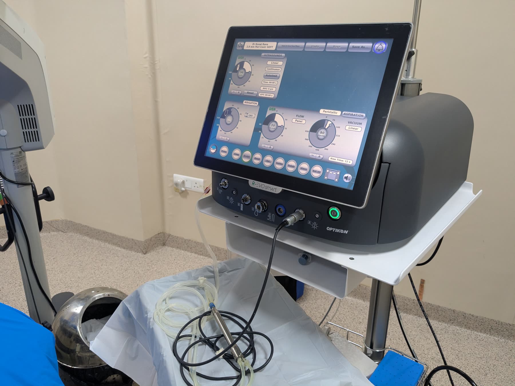 Ophthalmic surgery equipment prepared inside the operation theatre